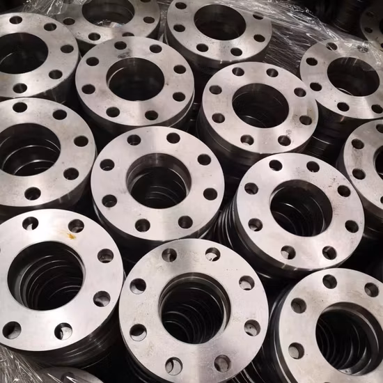 Flangia personalizzata del collo della saldatura dell'acciaio inossidabile delle flange dell'acciaio inossidabile del acciaio al carbonio A105/Rst37.2/C22.8/Q235
